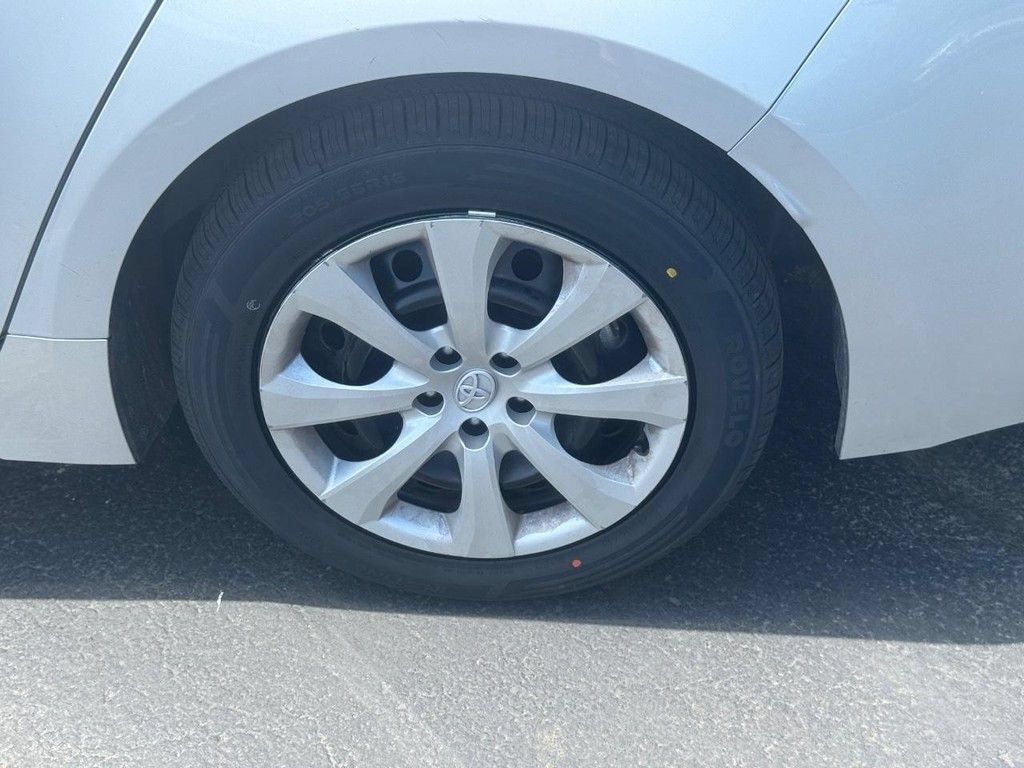 Used 2024 Toyota Corolla LE FWD image 10