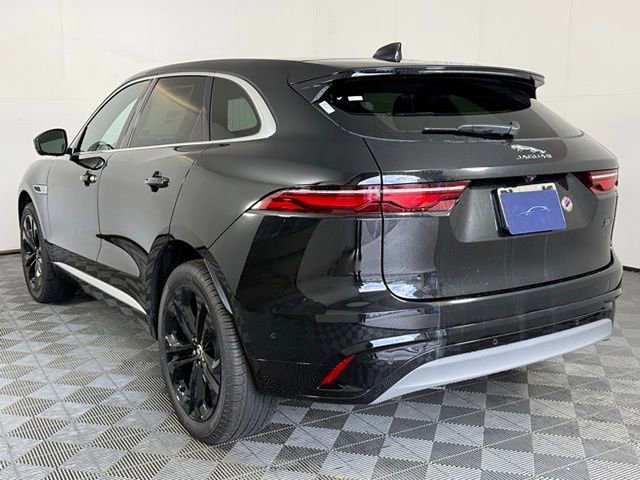 New 2026 Jaguar F-PACE R-Dynamic S image 4