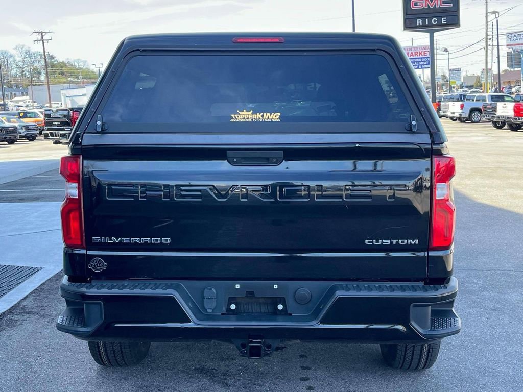 Used 2019 Chevrolet Silverado 1500 Custom w/ Trailering Package image 4