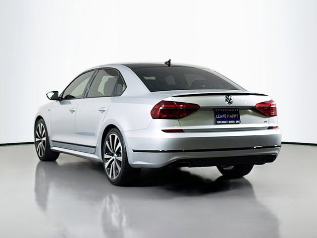 Used 2018 Volkswagen Passat 3.6 image 5