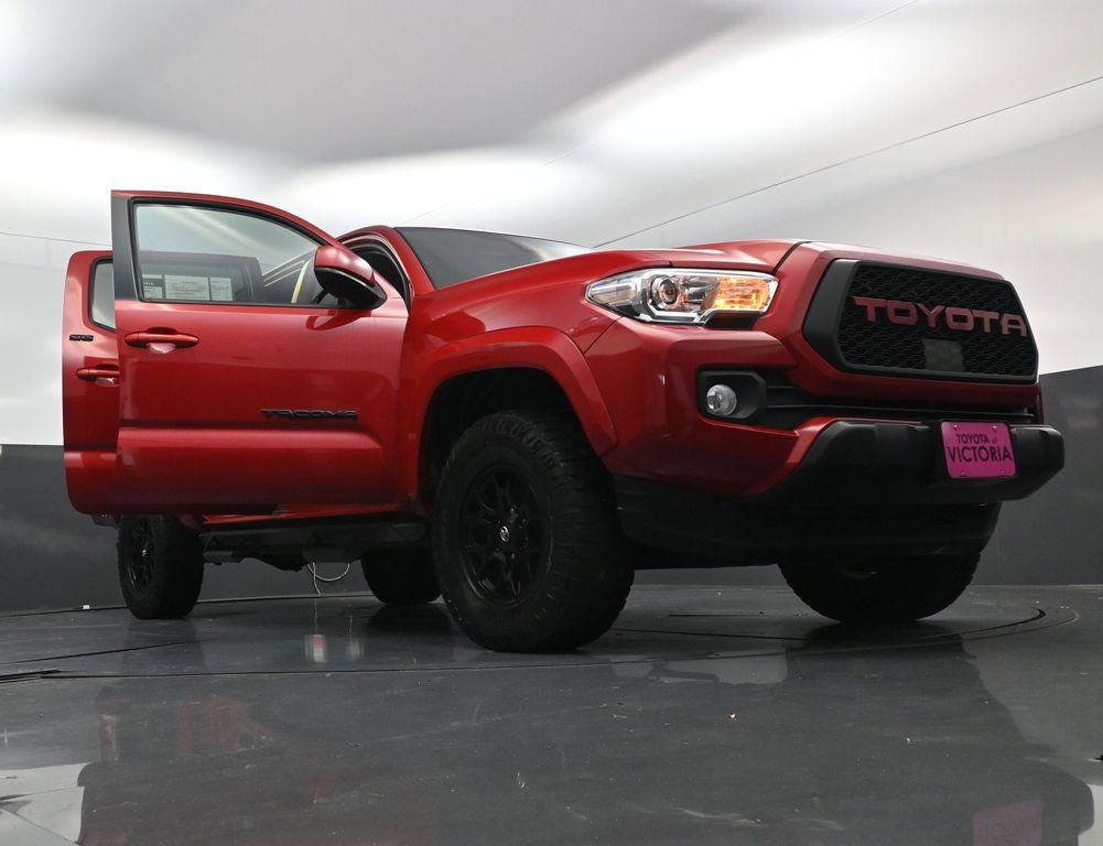 Used 2021 Toyota Tacoma SR5 RWD image 26