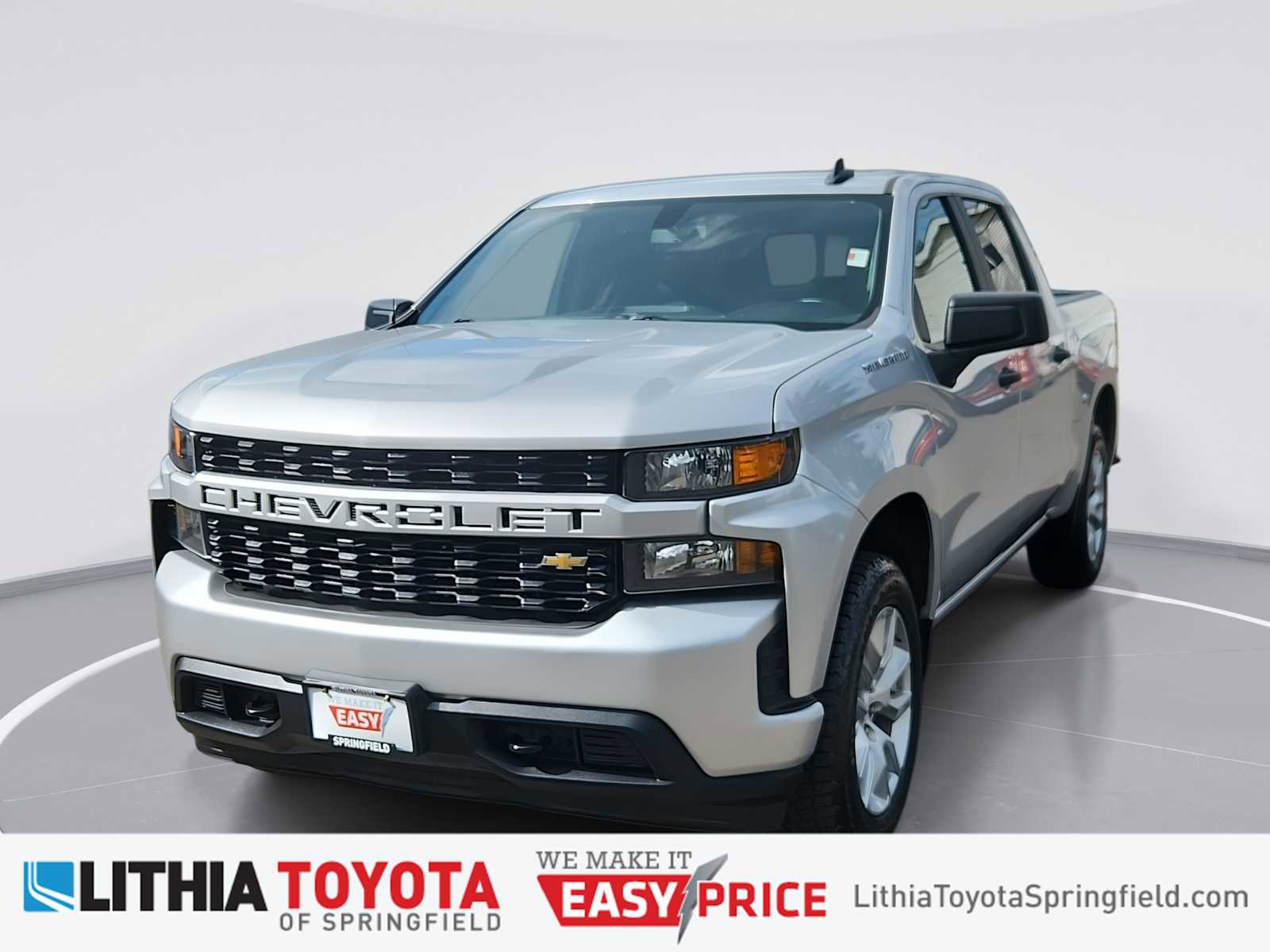 Used 2020 Chevrolet Silverado 1500 Custom w/ Custom Value Package AWD/4WD image 1