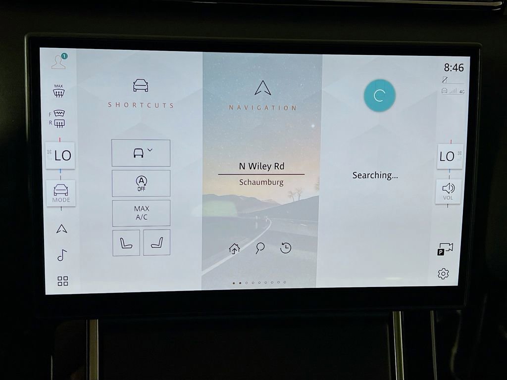 Used 2025 Land Rover Range Rover Velar Dynamic SE image 15