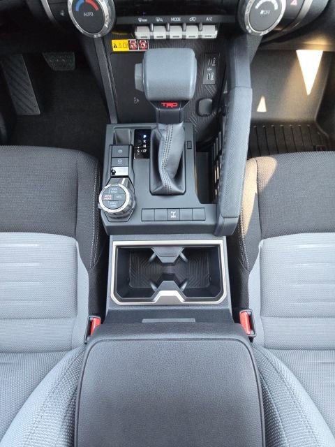 Used 2025 Toyota 4Runner 4WD image 36