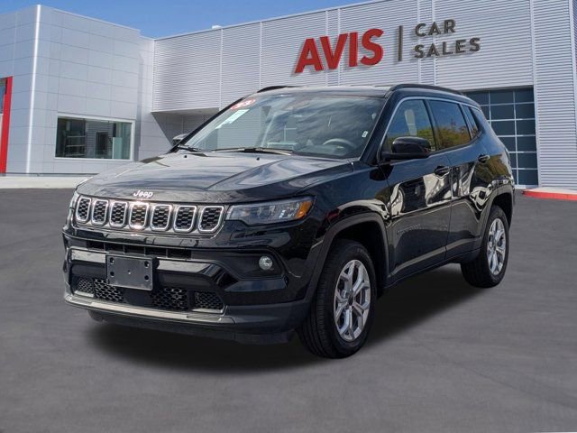 Used 2025 Jeep Compass Latitude