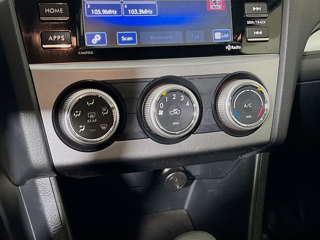 Used 2016 Subaru Impreza 2.0i Premium image 14