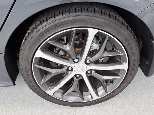 Used 2024 Honda Civic Touring image 32