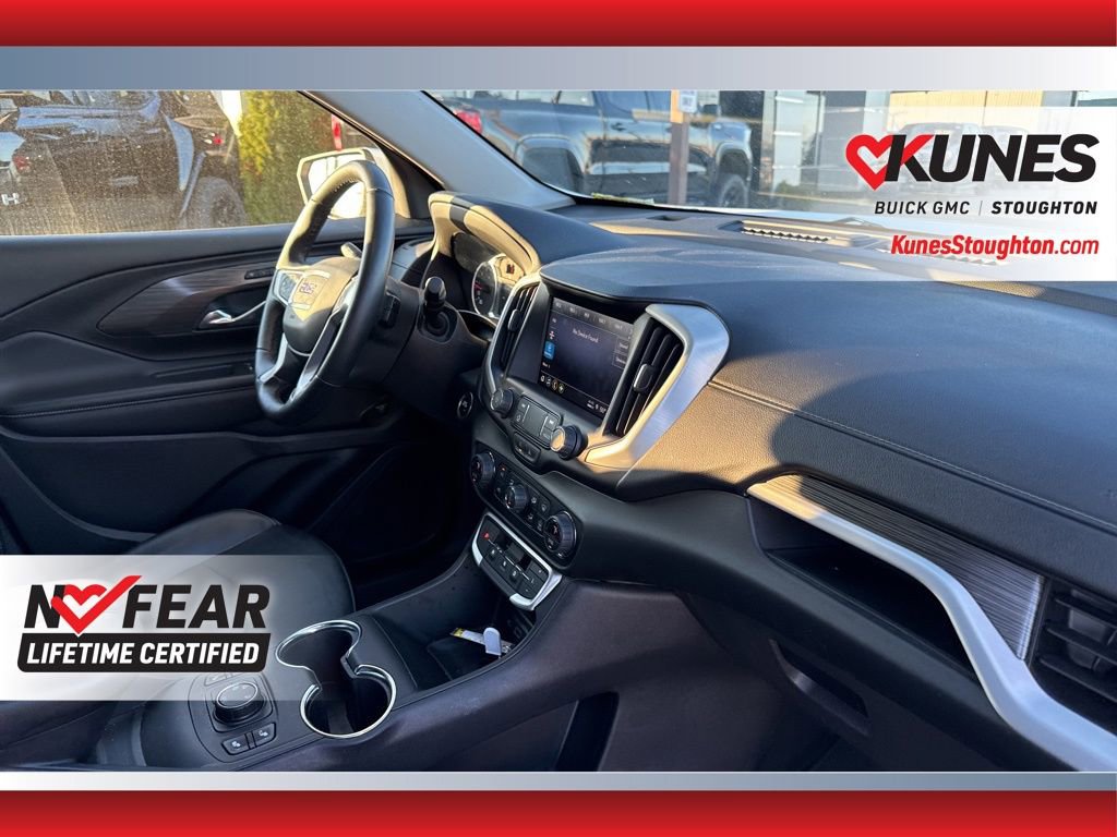 Used 2024 GMC Terrain SLT image 48