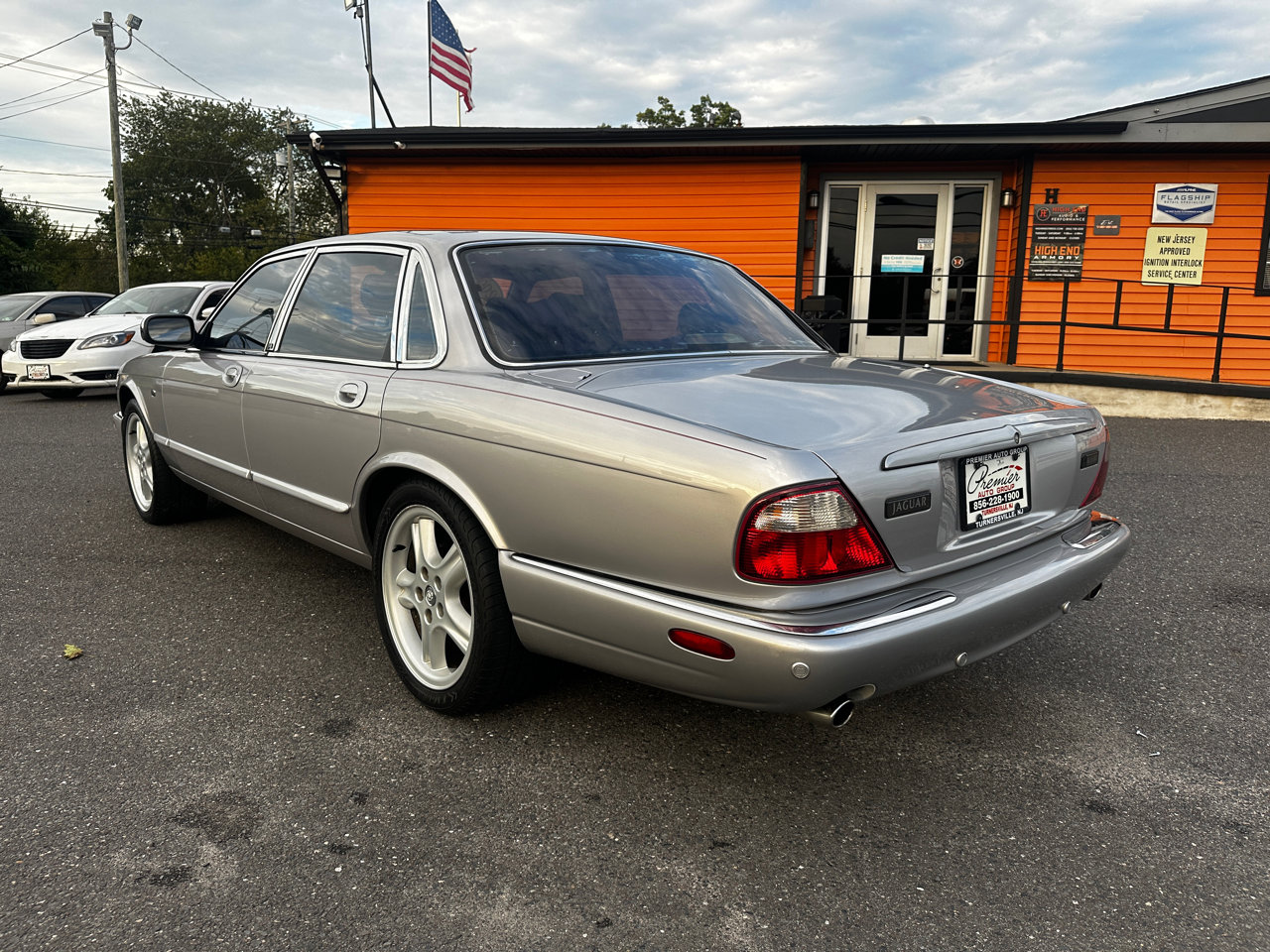 Used 2003 Jaguar XJ Sport image 7