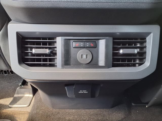 New 2026 Ford F250 Lariat w/ Black Appearance Package AWD/4WD image 7