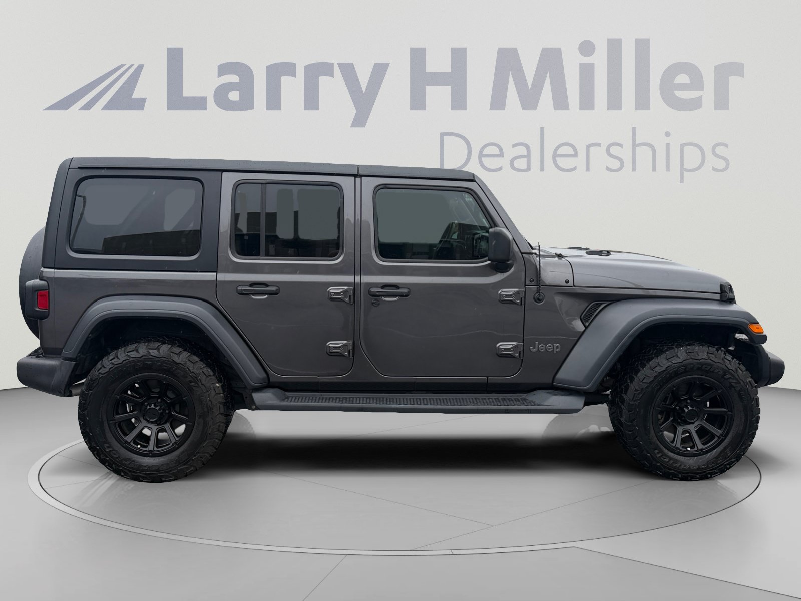Used 2019 Jeep Wrangler Unlimited Sport S AWD/4WD image 6