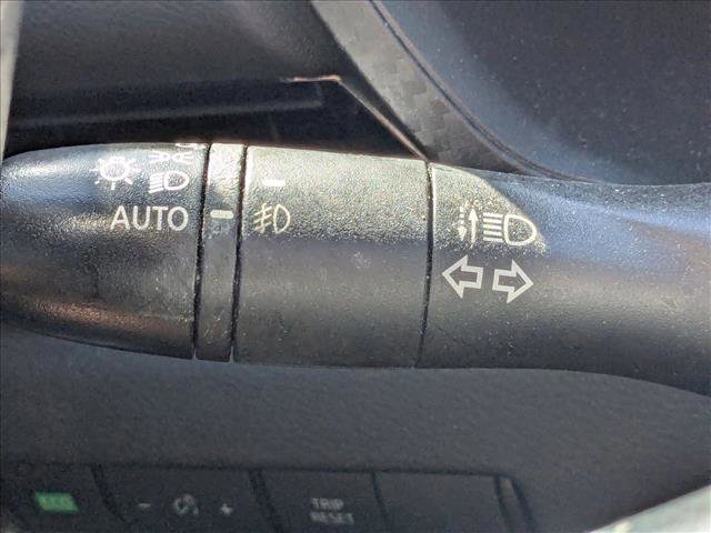 Used 2023 Nissan Sentra SR w/ Electronics Package image 16