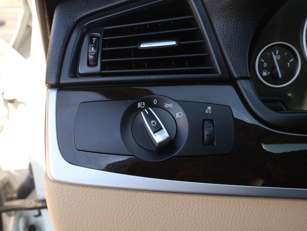 Used 2014 BMW 535i xDrive Sedan AWD/4WD image 41