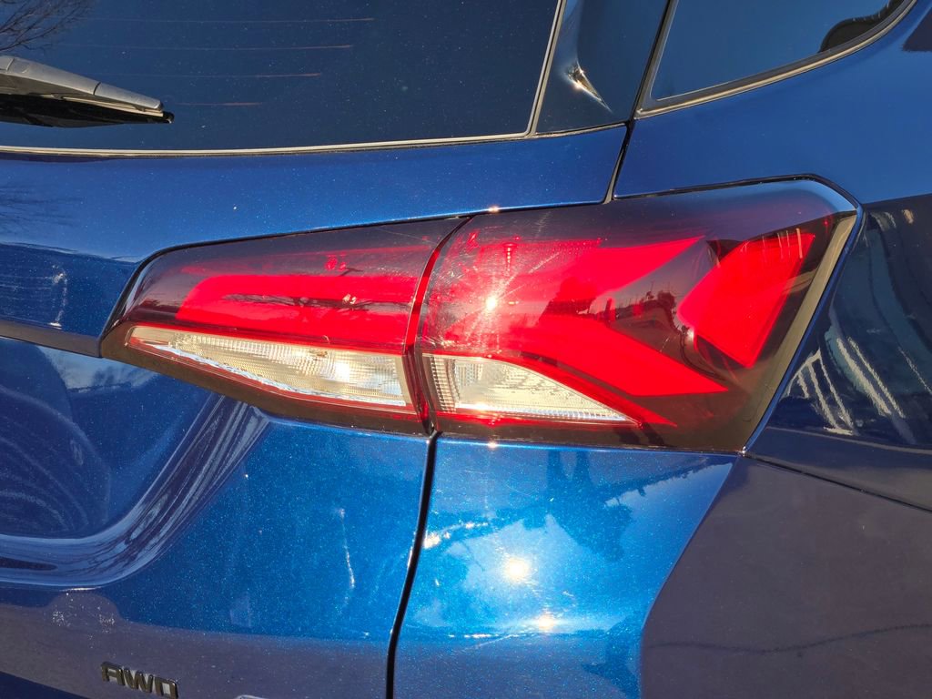 Used 2022 Chevrolet Equinox RS image 6