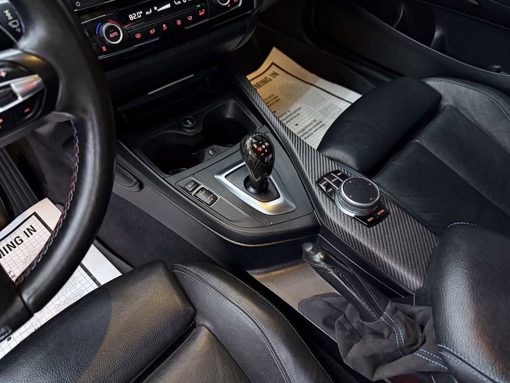 Used 2017 BMW M2 RWD image 13