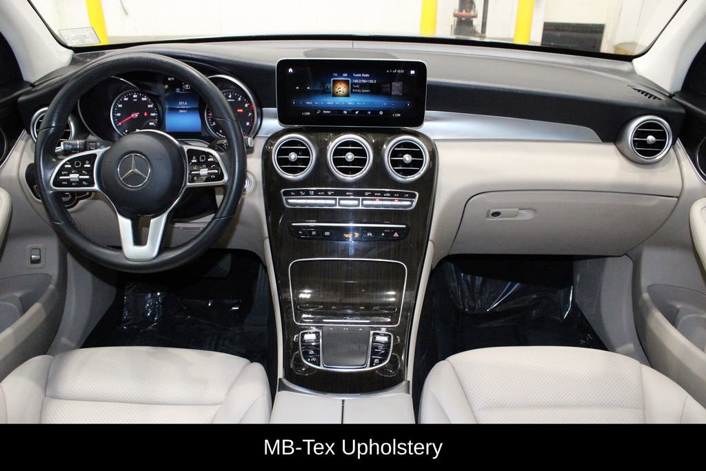 Used 2020 Mercedes-Benz GLC 300 4MATIC image 27