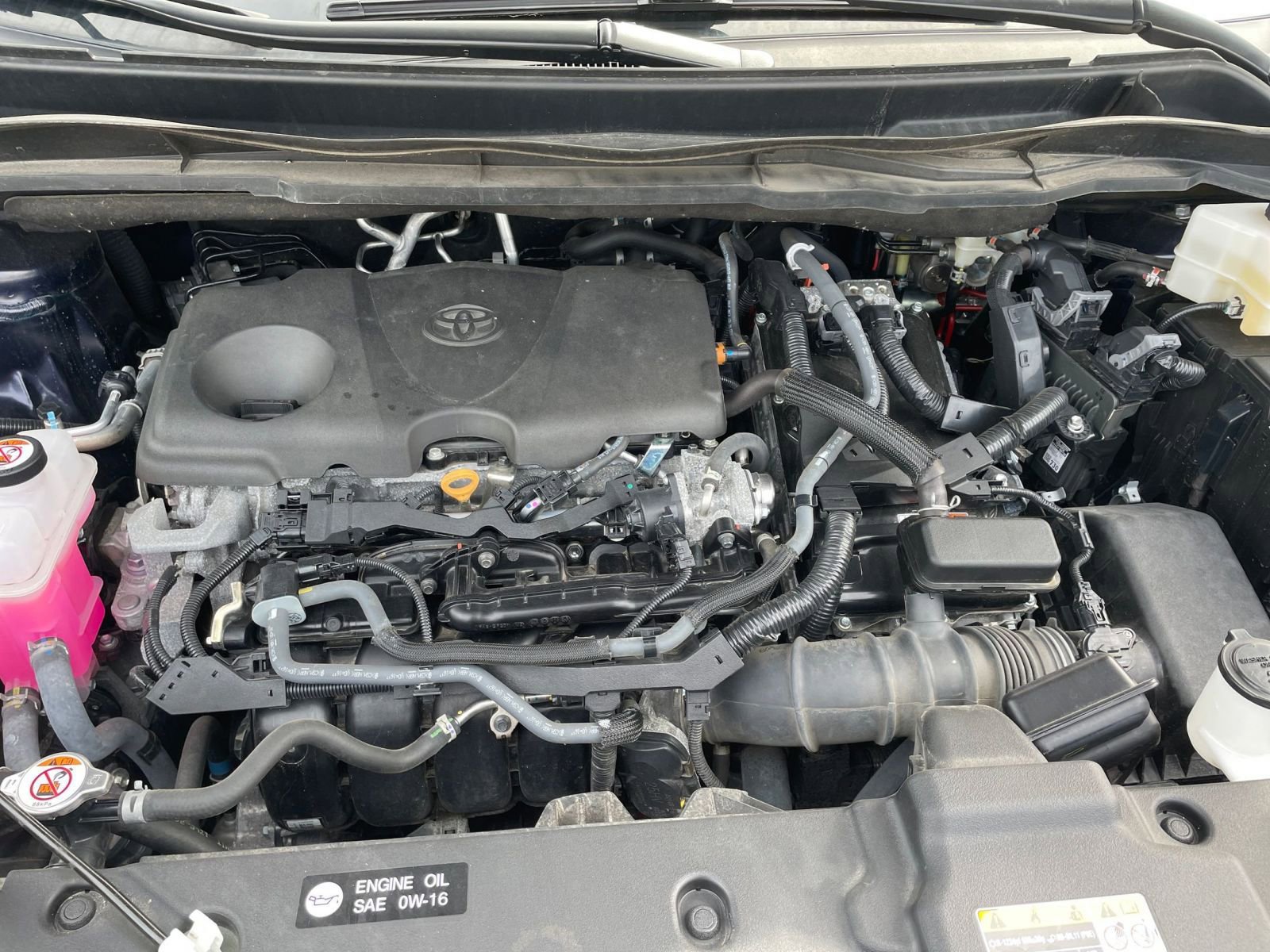 Used 2024 Toyota Sienna XLE image 35