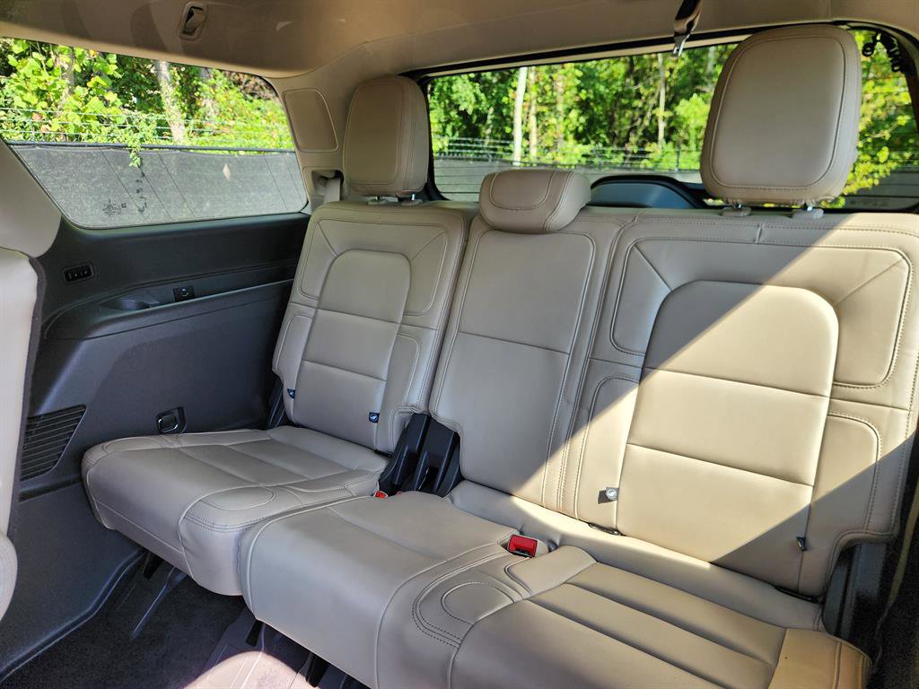 Used 2022 Lincoln Navigator Reserve image 30