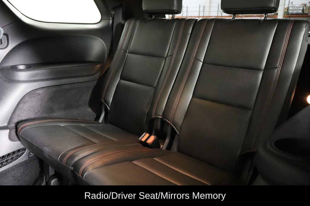 Used 2025 Dodge Durango GT image 11