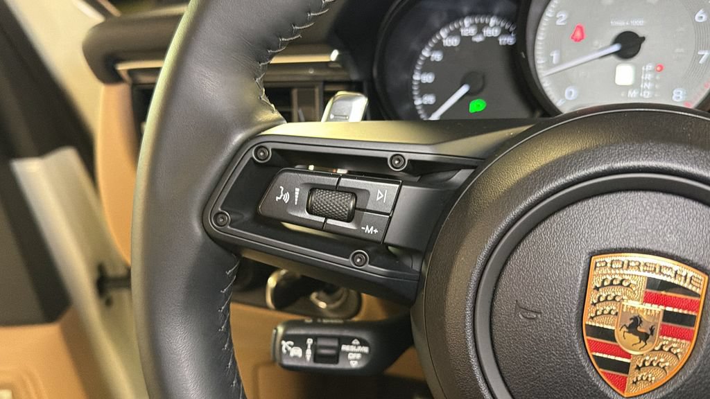 Used 2024 Porsche Macan S AWD/4WD image 25