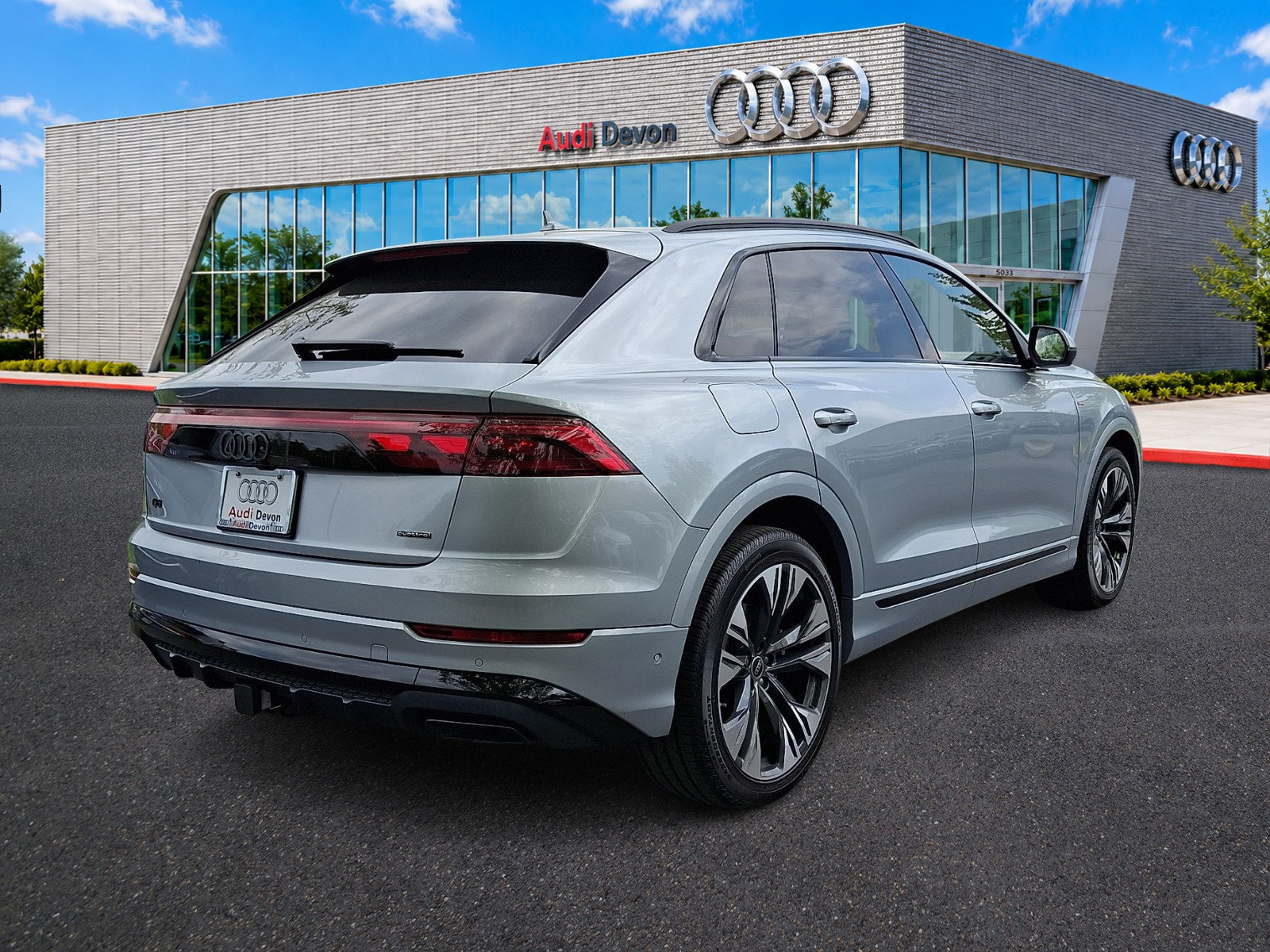 Used 2026 Audi Q8 Prestige w/ Prestige Package AWD/4WD image 6