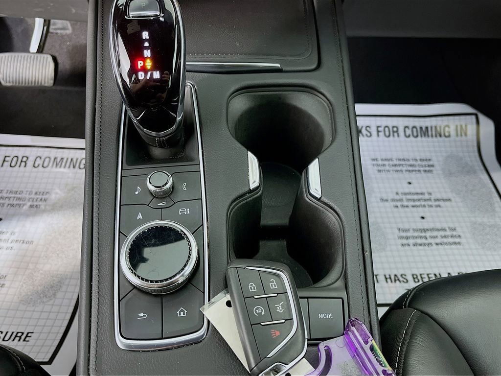 Used 2024 Cadillac XT4 Premium Luxury AWD/4WD image 23