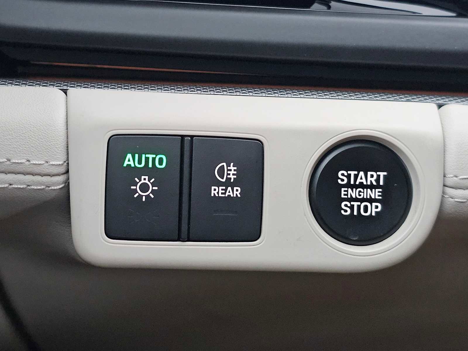 Used 2024 Porsche Panamera 4 image 59