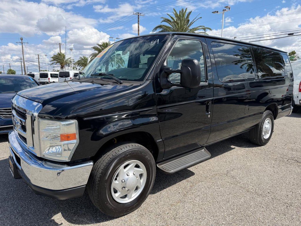 Used 2014 Ford E-350 and Econoline 350 XLT RWD image 12