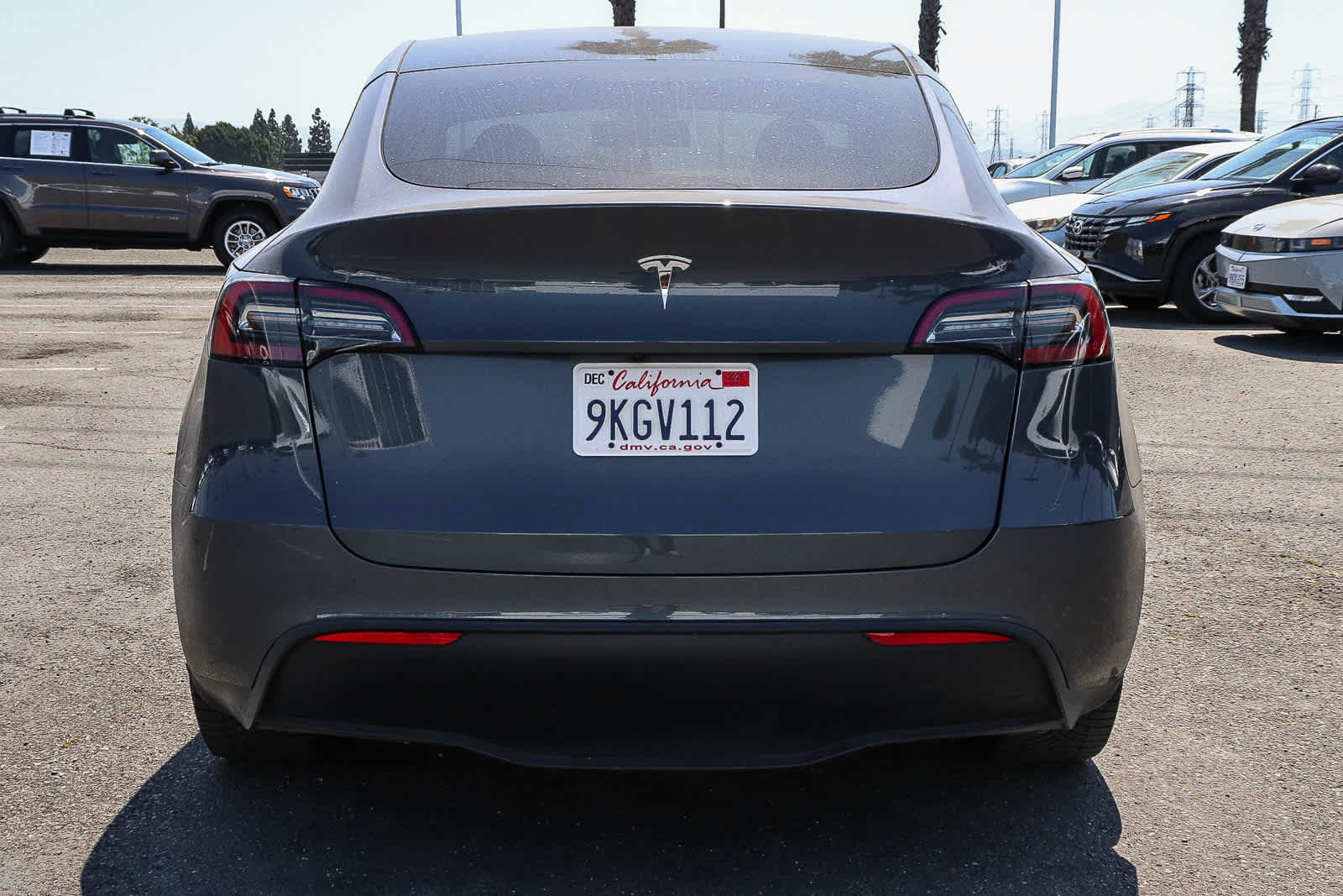 Used 2023 Tesla Model Y 2WD image 8