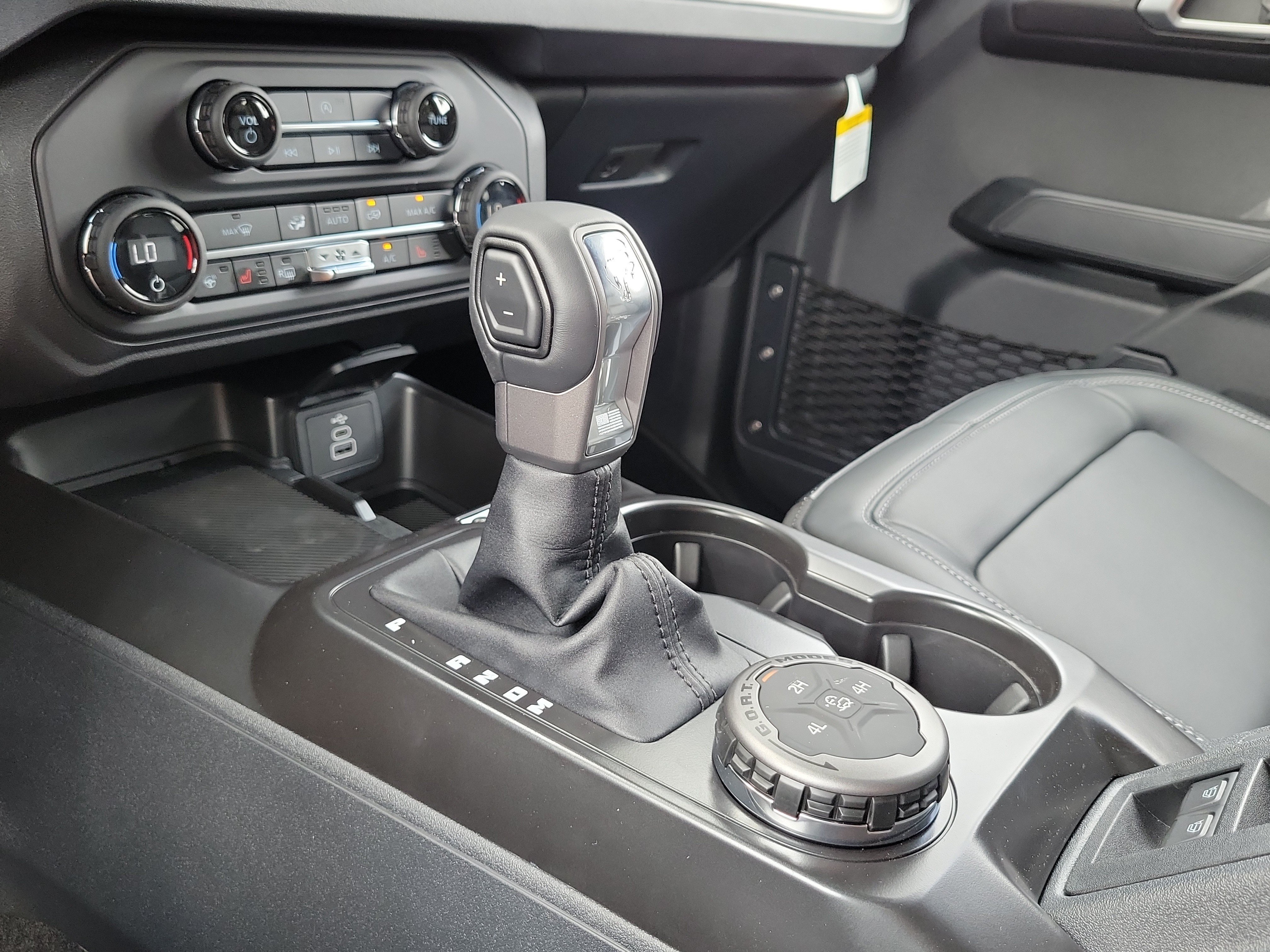 New 2026 Ford Bronco Outer Banks AWD/4WD image 20