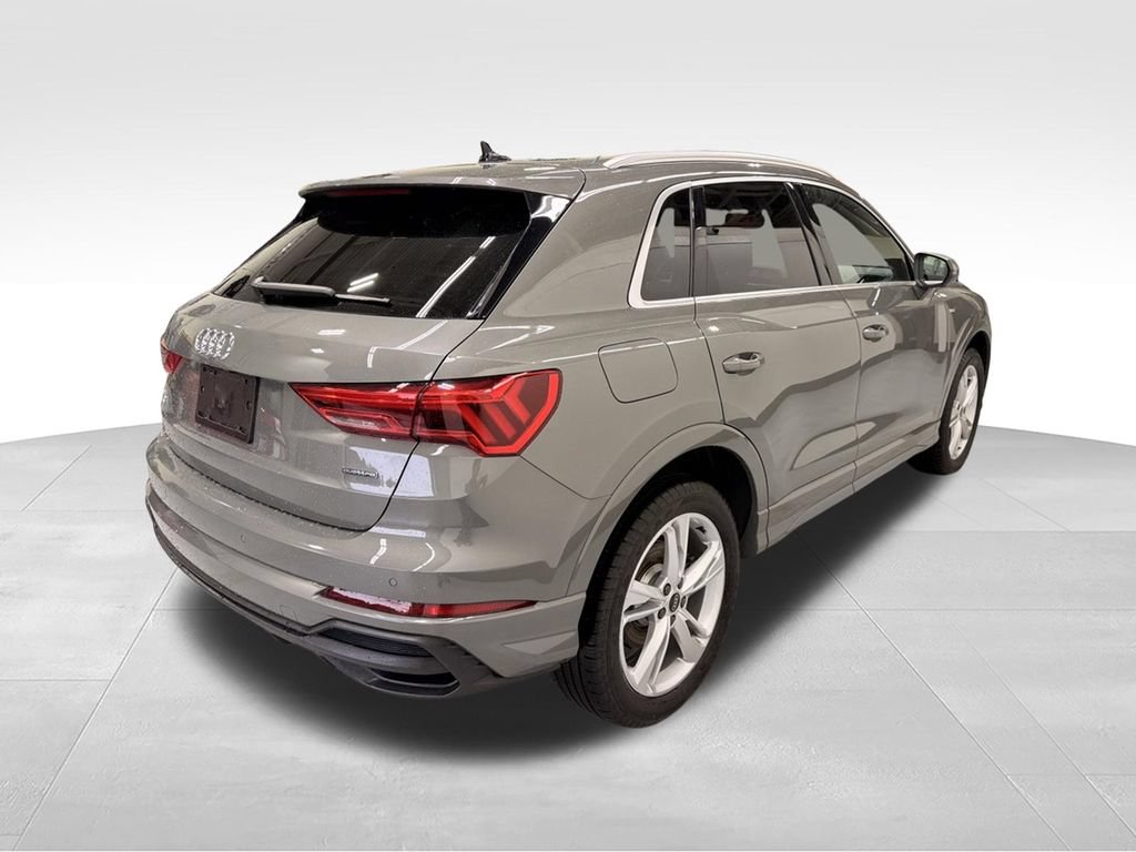 Used 2024 Audi Q3 2.0T Premium w/ Convenience Package AWD/4WD image 6