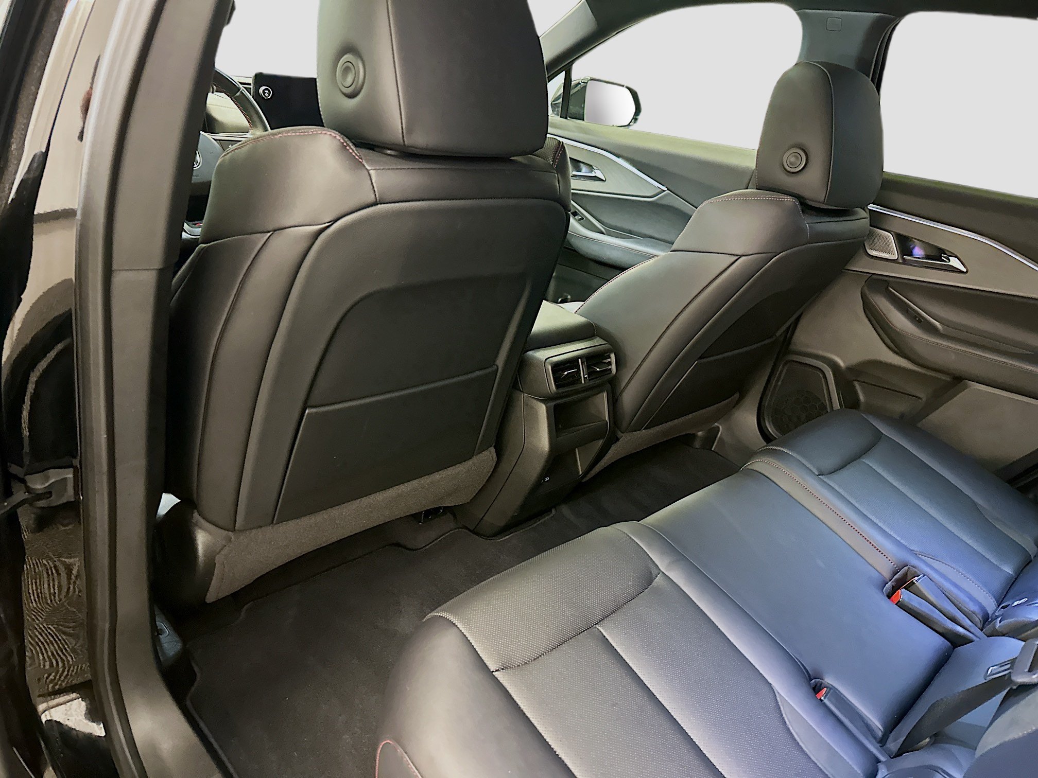 Used 2024 Acura ZDX A-Spec AWD/4WD image 29