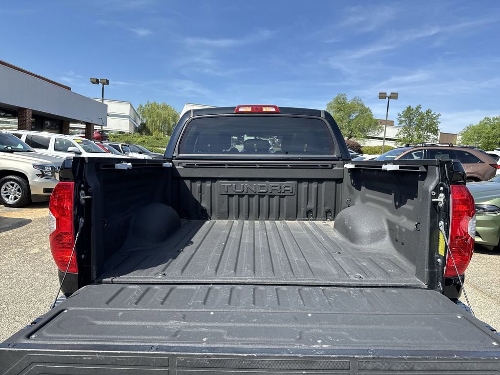 Used 2017 Toyota Tundra Limited AWD/4WD image 23