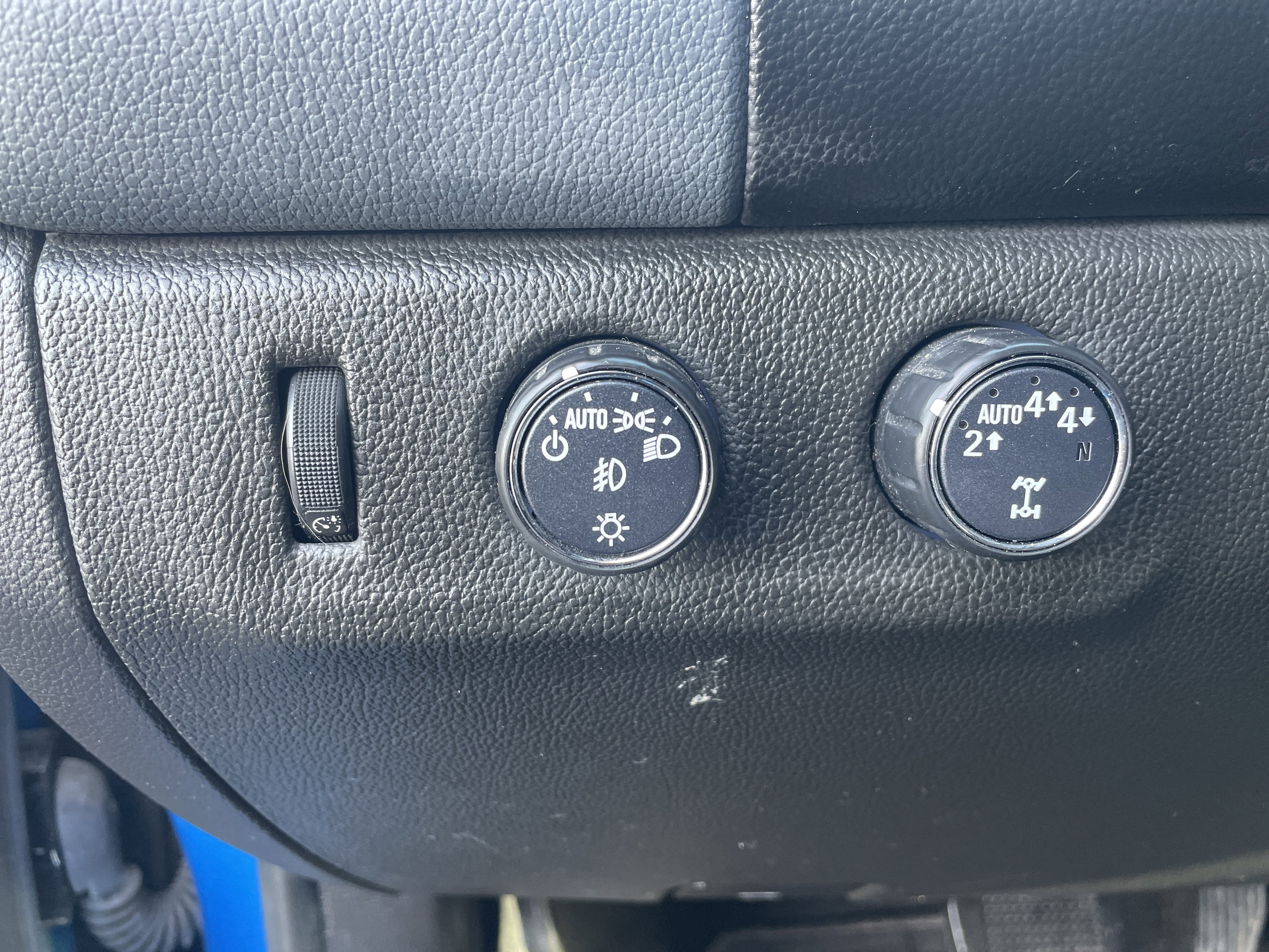 Used 2022 Chevrolet Colorado Z71 w/ Safety Package image 30