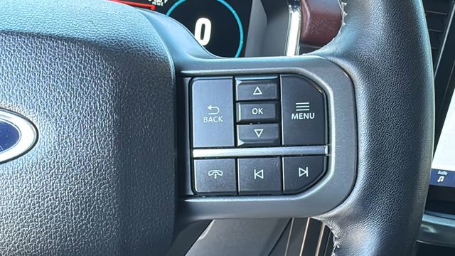 Certified 2022 Ford F150 Lariat w/ Equipment Group 502A High image 18