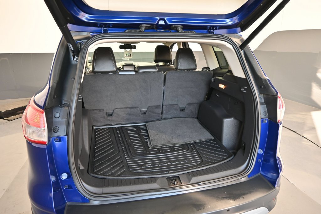 Used 2013 Ford Escape Titanium w/ Class II Trailer Tow Pkg AWD/4WD image 23