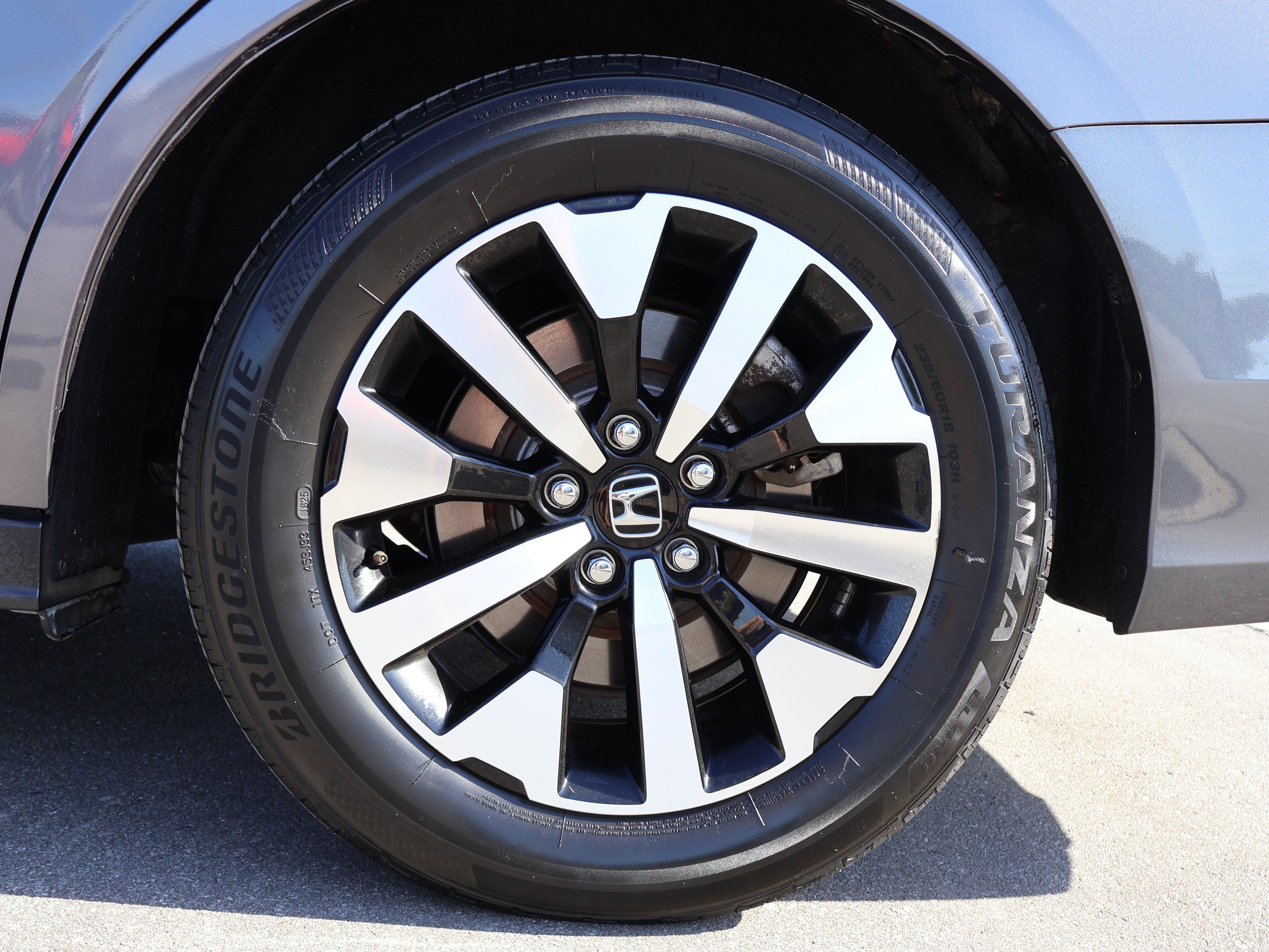Used 2025 Honda Odyssey EX-L image 32