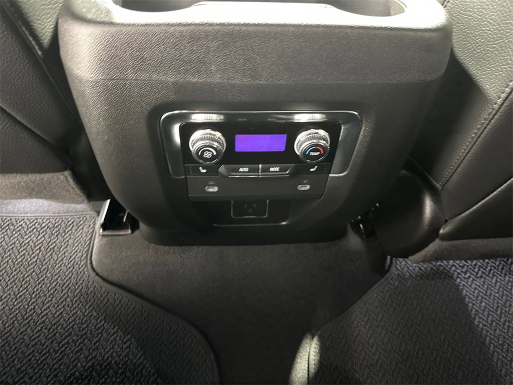 Used 2024 GMC Yukon Denali image 19