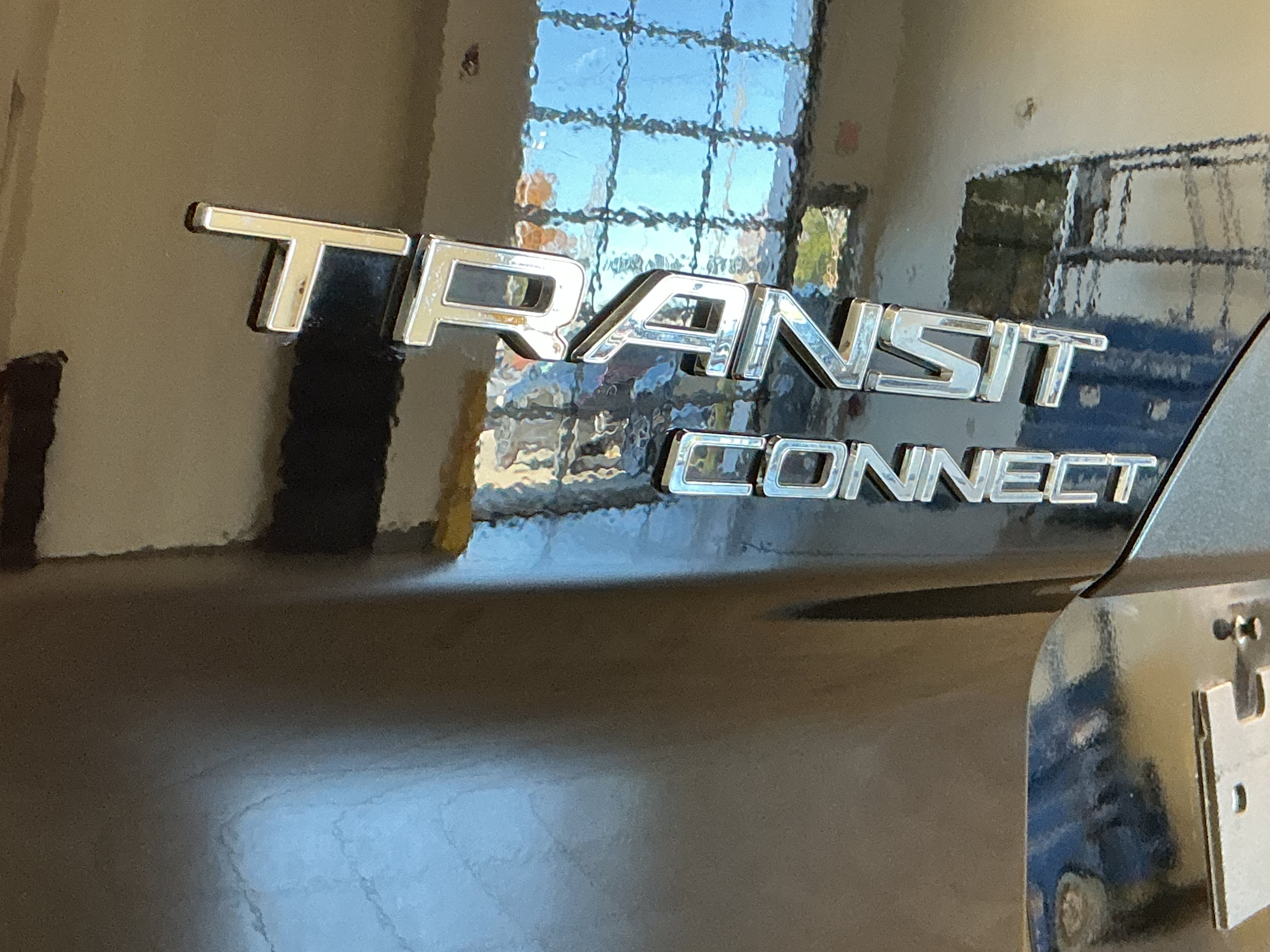 Used 2020 Ford Transit Connect XLT FWD image 7