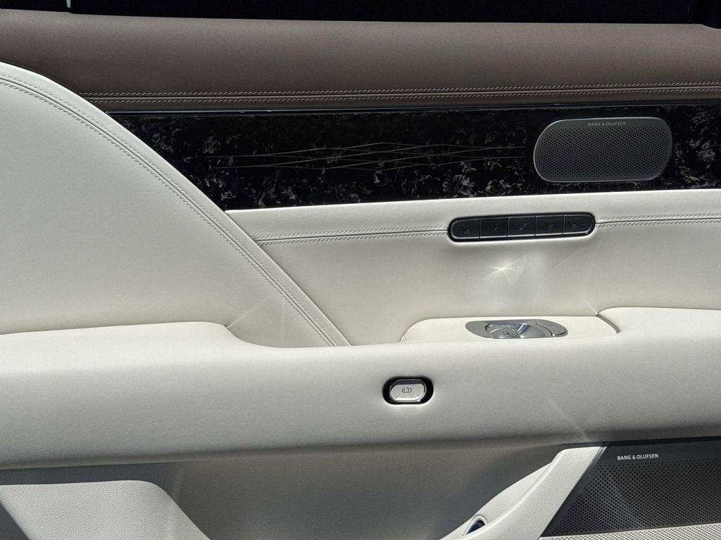 New 2026 Genesis G90 3.5T image 18