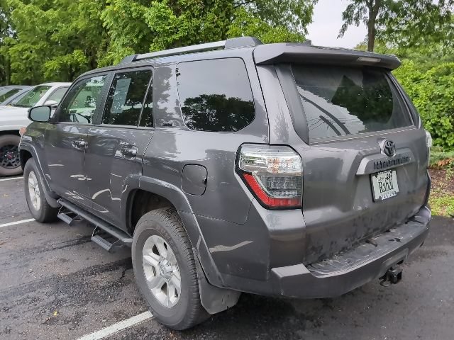 Used 2023 Toyota 4Runner SR5 AWD/4WD image 9