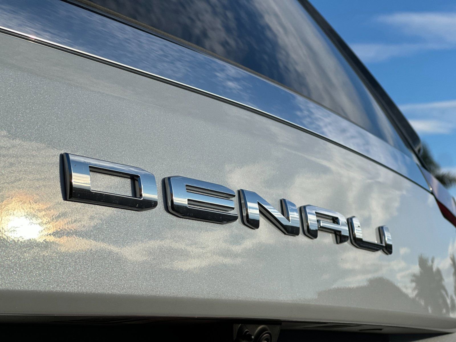 New 2026 GMC Yukon XL Denali w/ Sun & Power Step Package AWD/4WD image 28