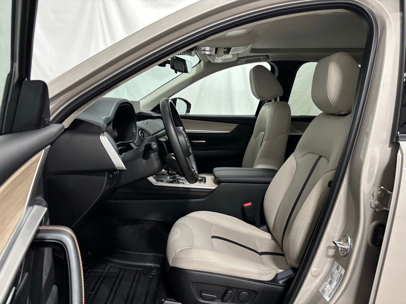 Certified 2025 MAZDA CX-90 Plug-In Hybrid w/Premium Sport image 12