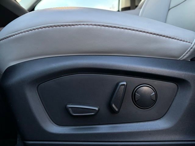 New 2025 Ford Explorer Active w/ Active Comfort Package image 12