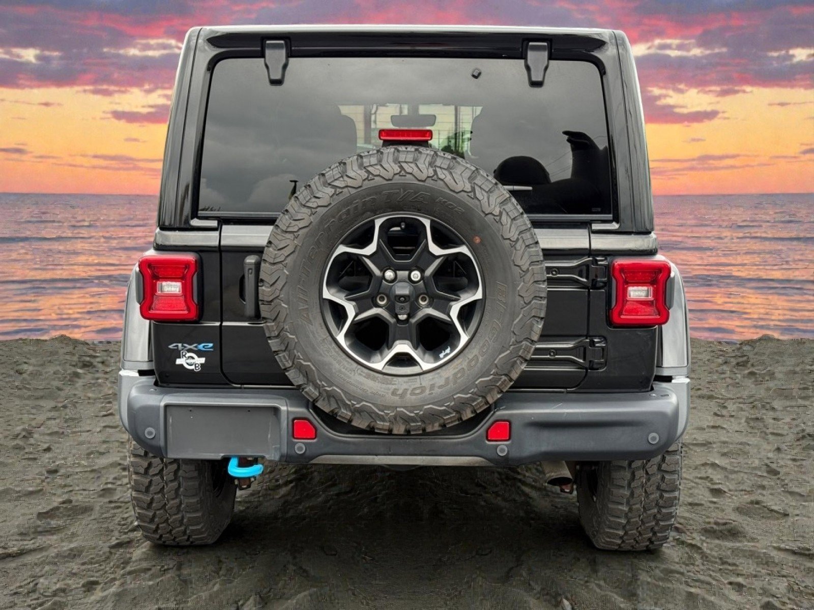 Used 2021 Jeep Wrangler Unlimited Rubicon 4xe w/ Steel Bumper Group image 7