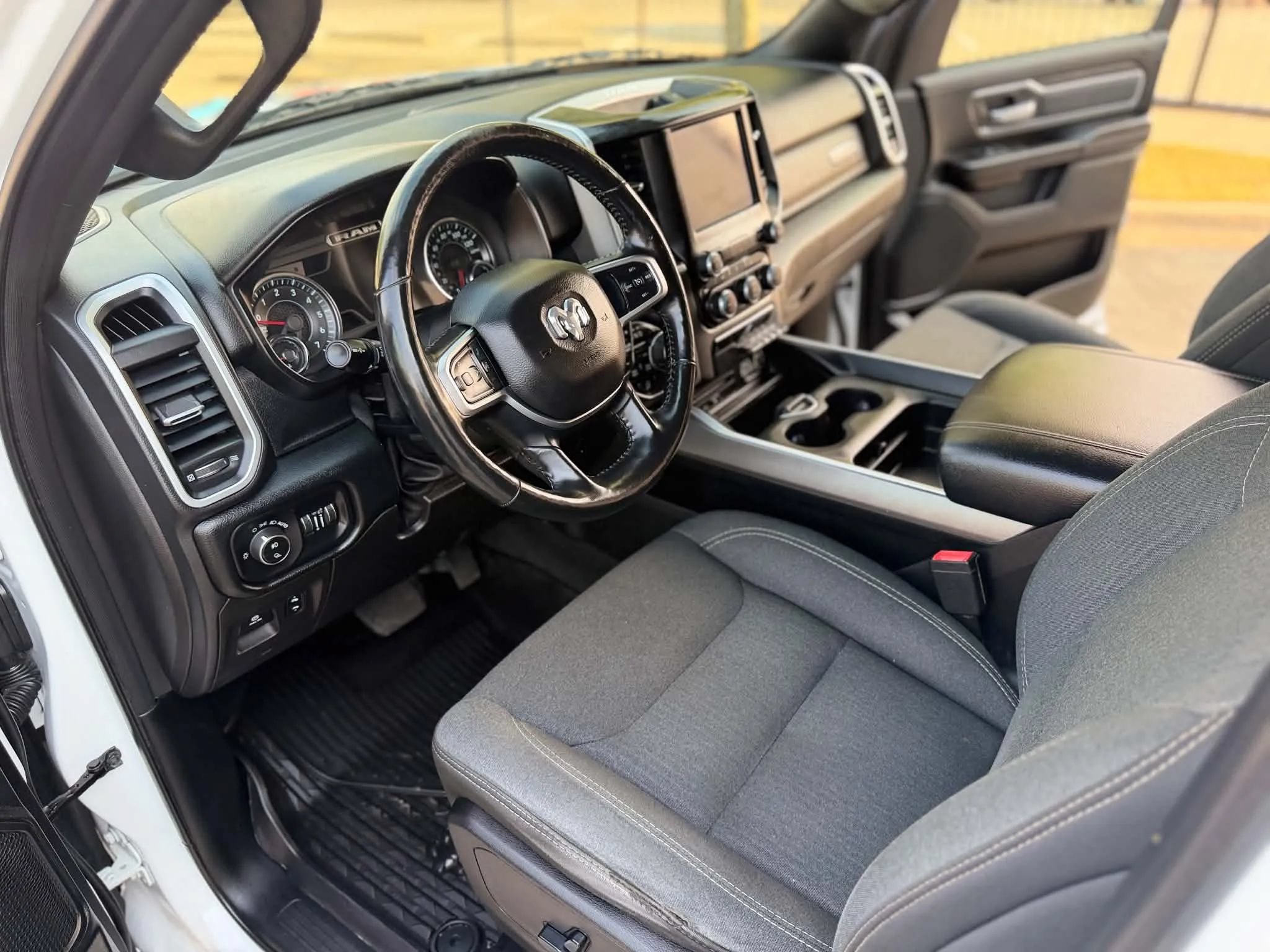 Used 2019 RAM 1500 Big Horn AWD/4WD image 17