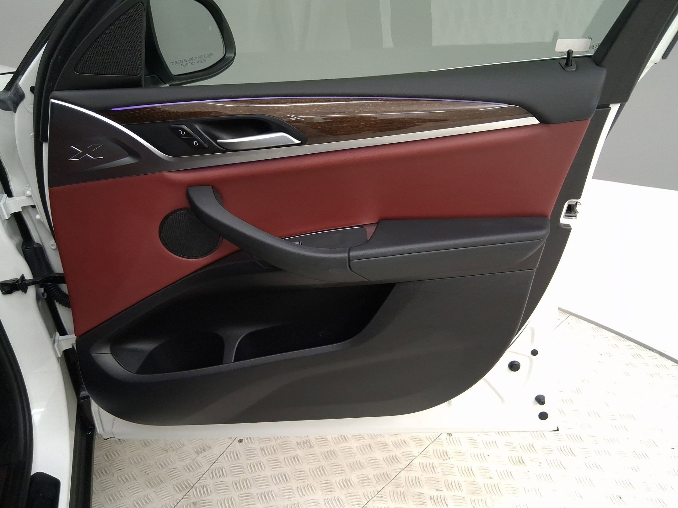 Certified 2023 BMW X4 xDrive30i w/ Convenience Package image 33