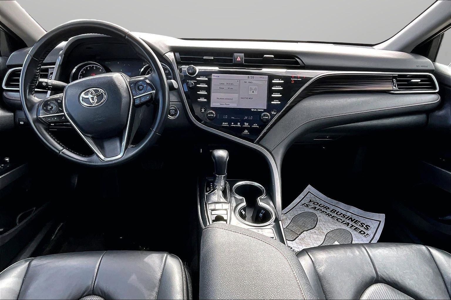 Used 2019 Toyota Camry XLE FWD image 14