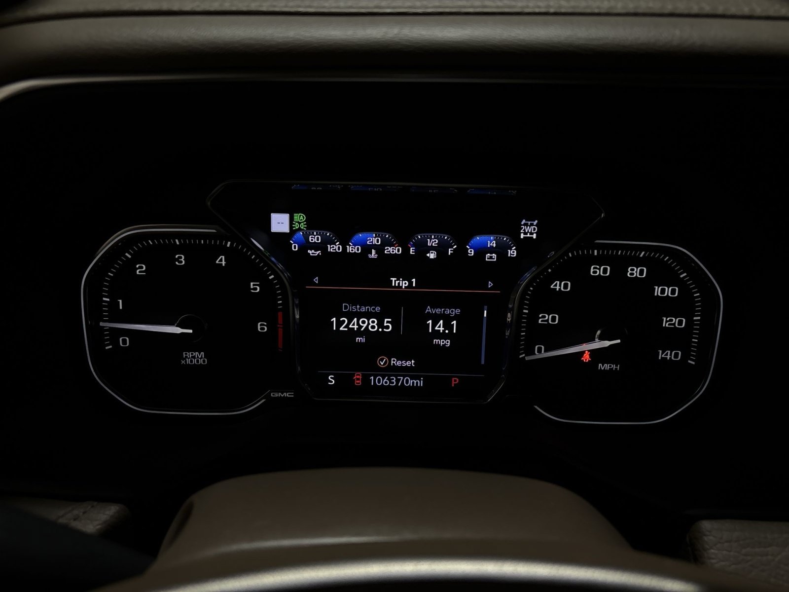 Used 2021 GMC Yukon Denali AWD/4WD image 17