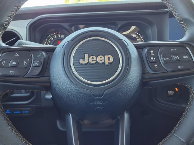 Used 2024 Jeep Wrangler Unlimited AWD/4WD image 13